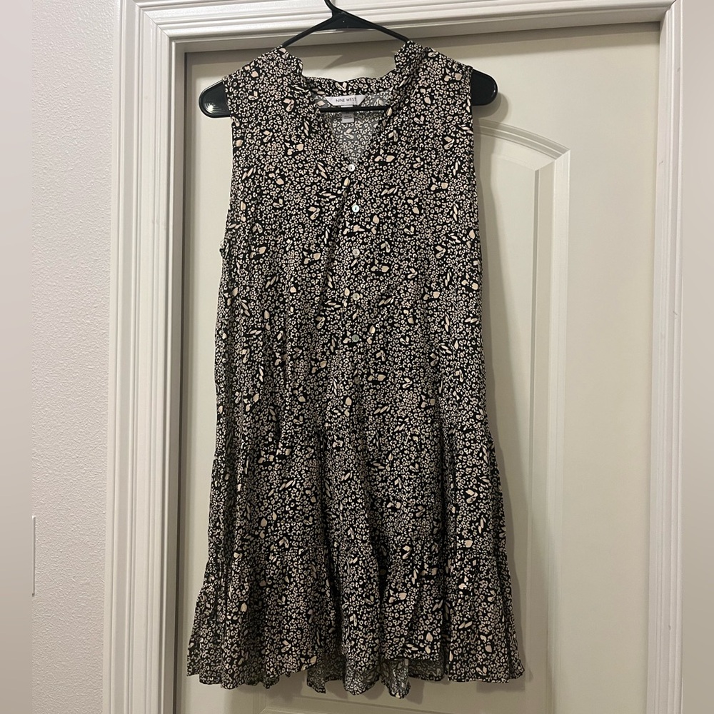 Nine West Black and White Sleeveless V-Neck Sundress